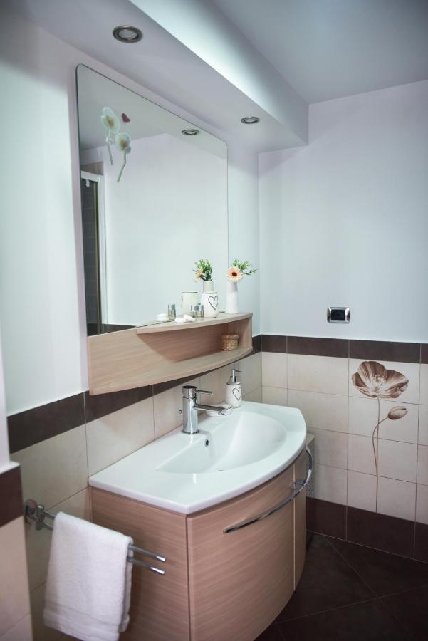 Modern Apartament Făgăraş المظهر الخارجي الصورة